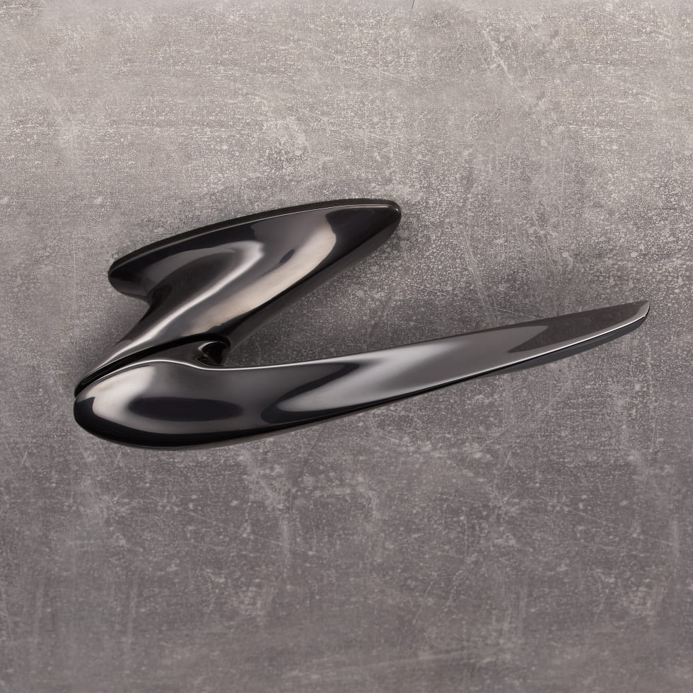 Nexxa door handle by Zaha Hadid and by izé in polished black finish.